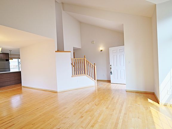 5th image of 4006 NE 18th St