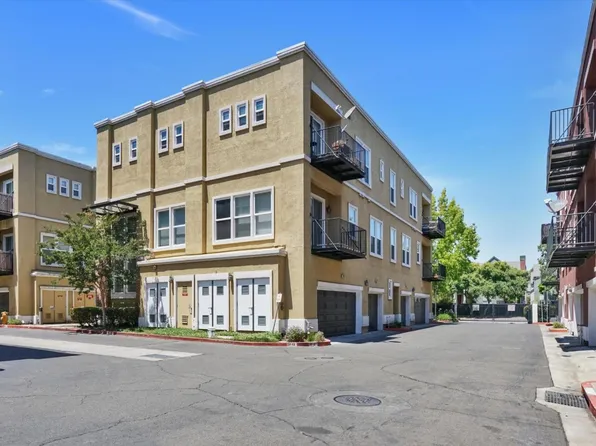 22820 Paseo Pl, Hayward, CA 94541