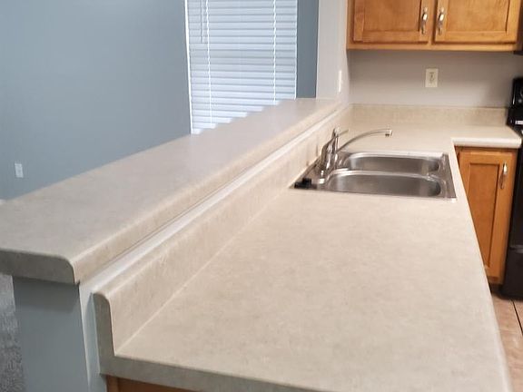 4th image of 9128 Tremont Dr