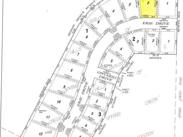 1812 Erie Dr, Northfield, MN 55057