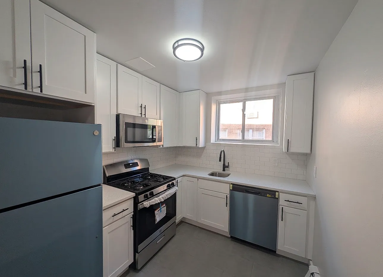 1 bed, $1,745 — Photo 1