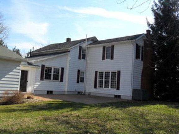 2nd image of 2564 E Smiley Ave