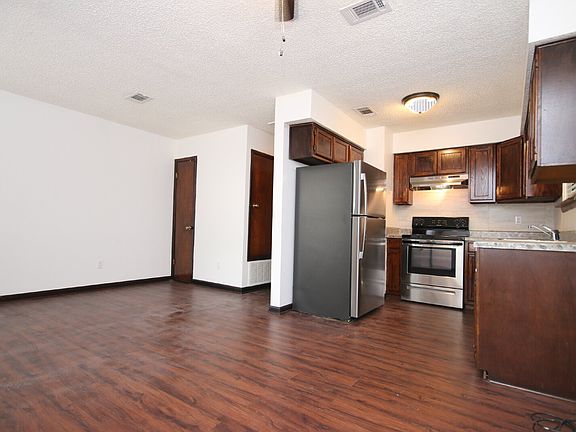 3rd image of 1455 Acorn Ln APT F