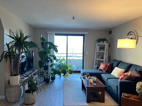 5th image of 376 Ocean Ave APT 206