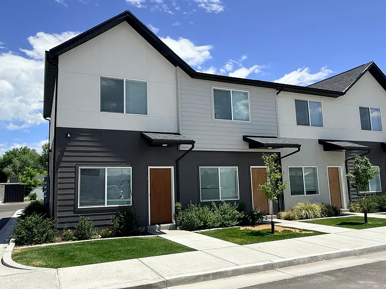 172 N 400 W #7 — Photo 1