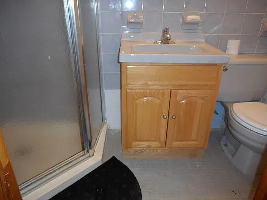 Rented by L.Nelson & Associates | media 40