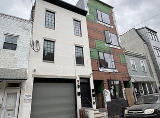 1715 Montrose St, Philadelphia, PA