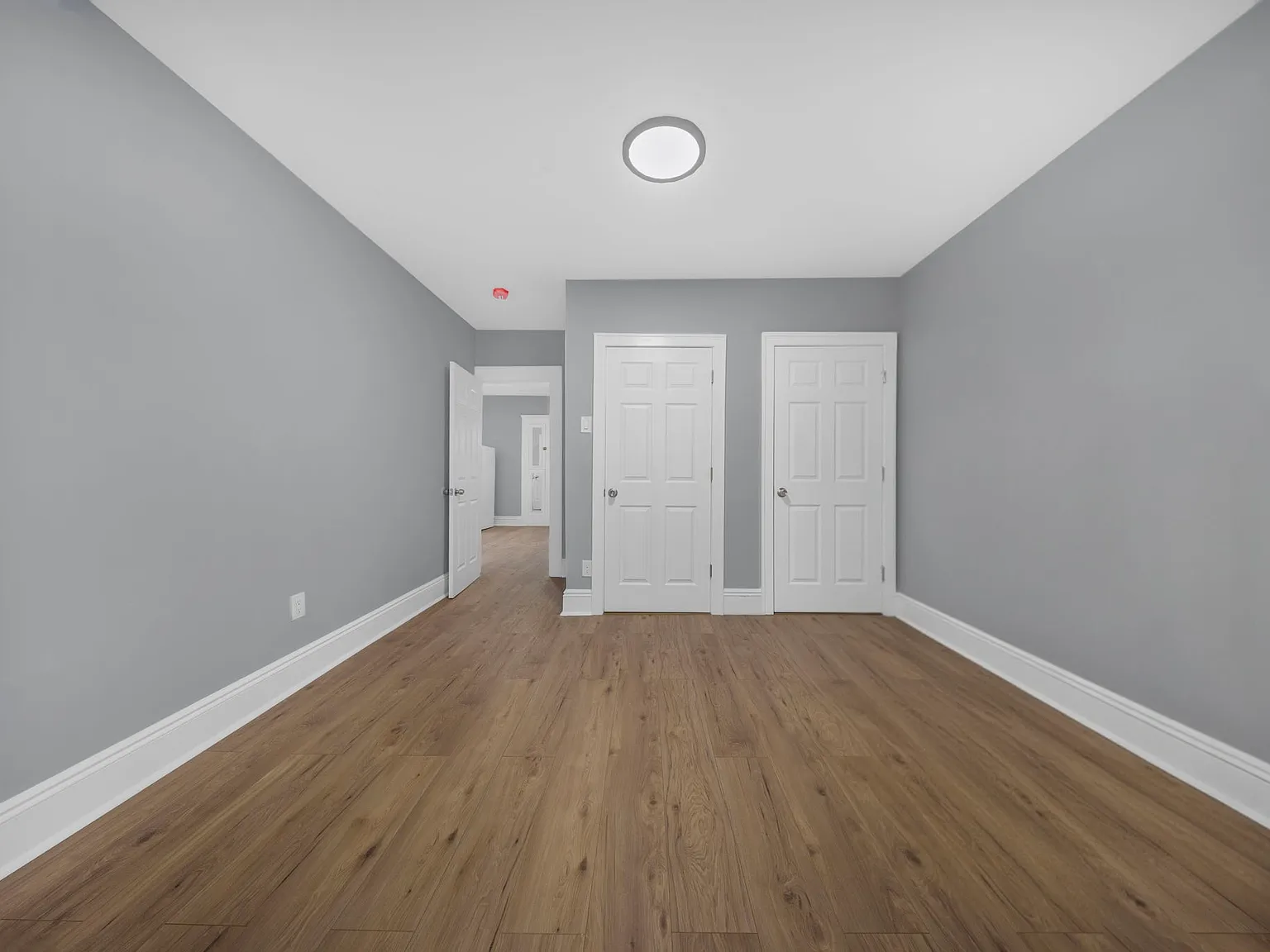 4 bed, 1200 sqft, $3,000 — Photo 3