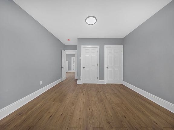 3rd image of 15 Tuttle St Floor 2