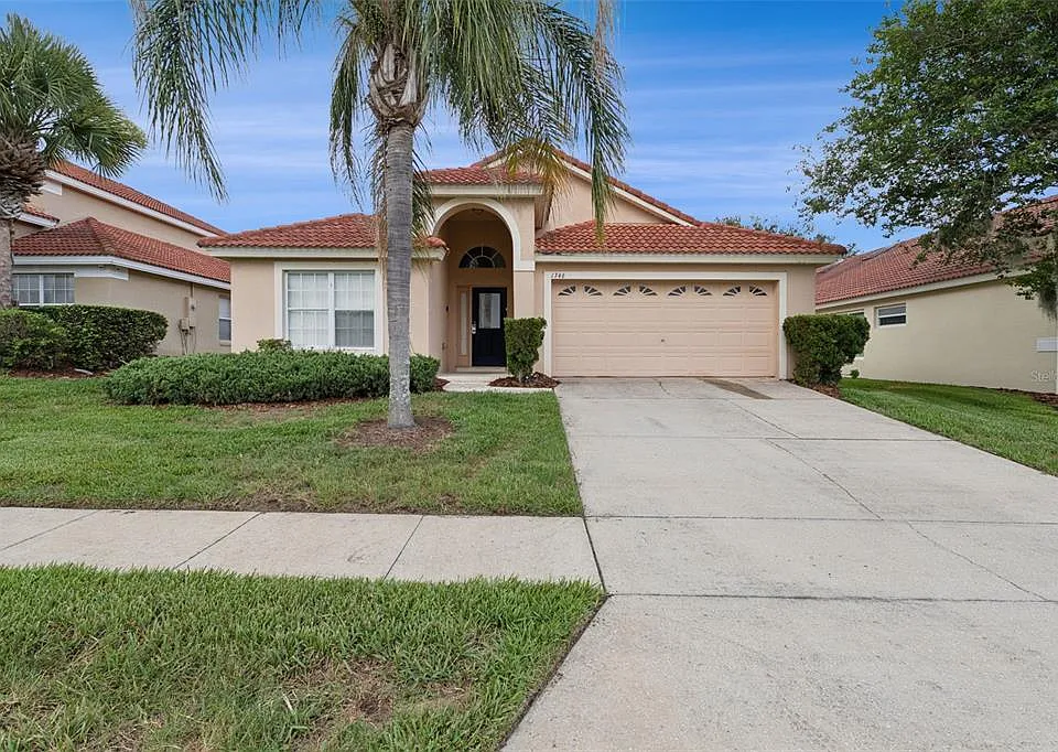 1346 Solana Cir