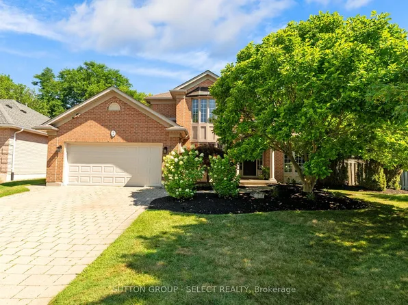 2 Garnet Ct, London, ON N6H 4Z9