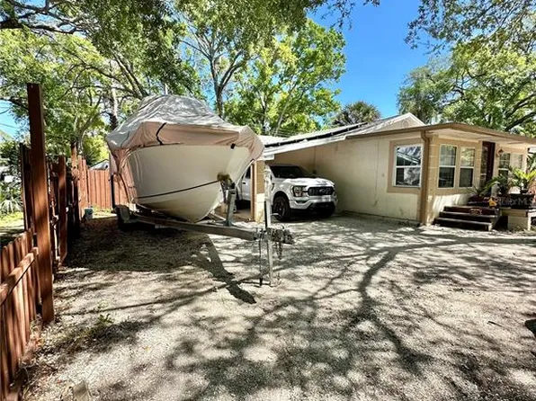 4653 78th Ln N, Saint Petersburg, FL 33709