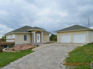 14265 Edwards Rd, Valley Falls, KS 66088