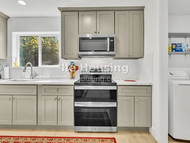 1903 Waterford Rd — Photo 5