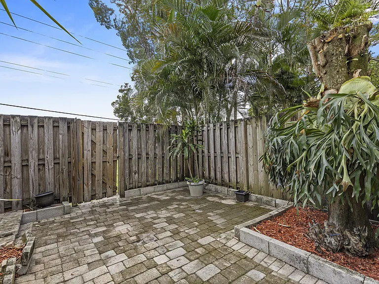 814 Hill Dr #C — Photo 30