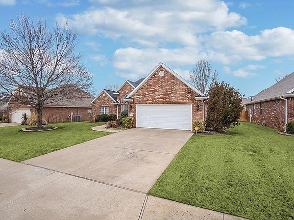 2nd image of 4309 W Braymore Dr