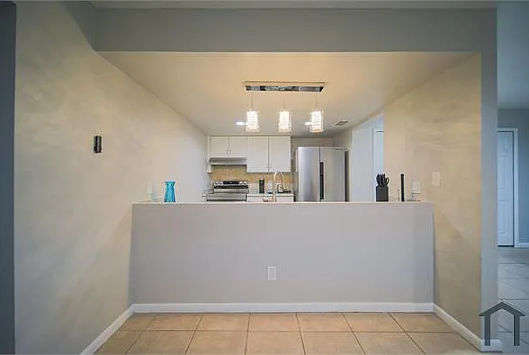 1 bed, 850 sqft, $1,800 — Photo 4