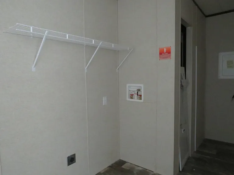 1260 Scarlet W #OAK — Photo 7