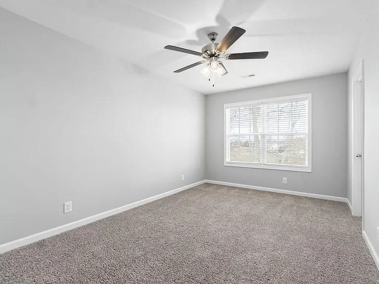 645 Stowe Ct #K — Photo 26