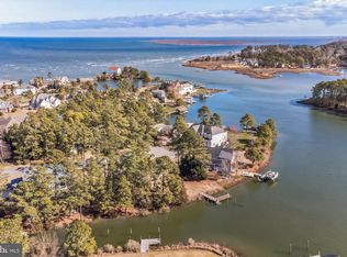 10 Harbour View Dr, Poquoson, VA 23662