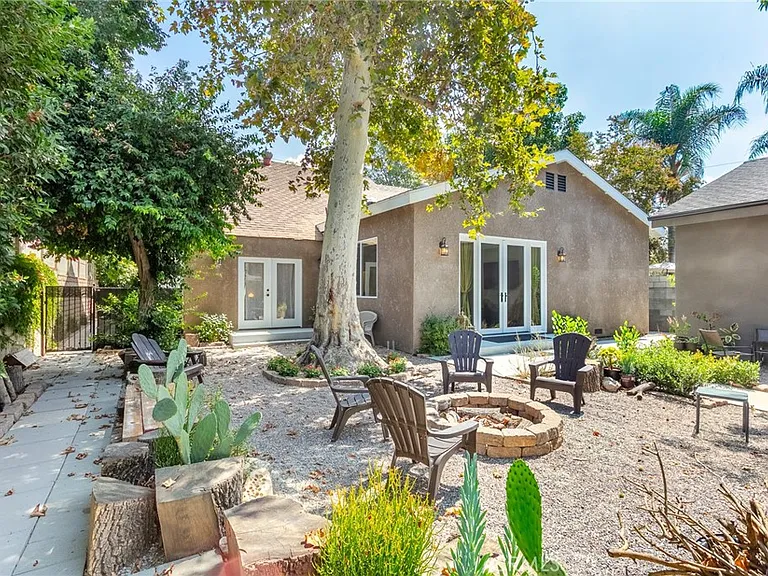 5825 Fulton Ave — Photo 3