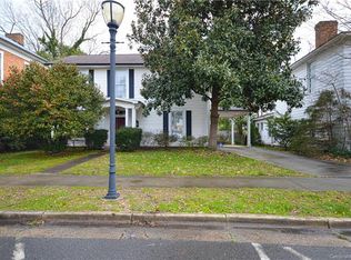 128 N Gaston St, Dallas, NC 28034