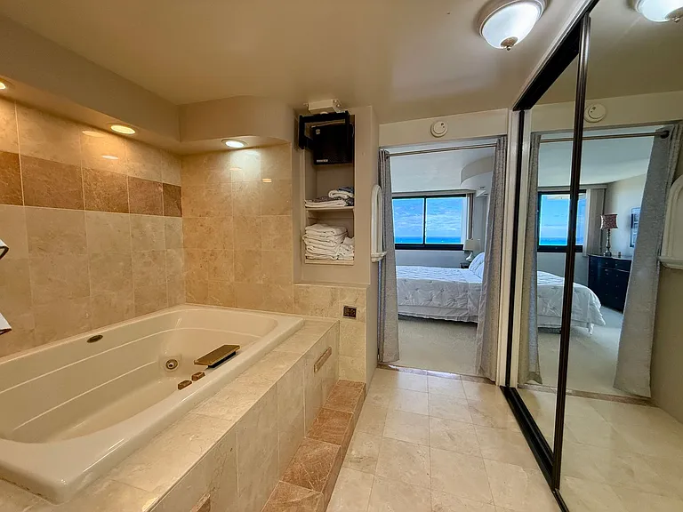 250 Kawaihae St #14A — Photo 13