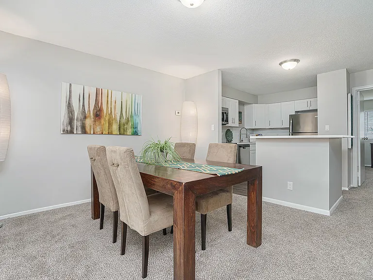 Kenilworth Apartments — Photo 84