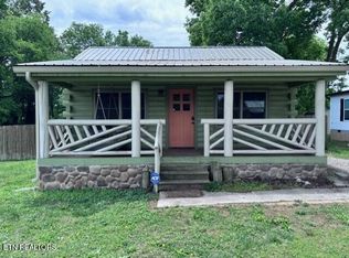 909 W Morris St, Sweetwater, TN 37874