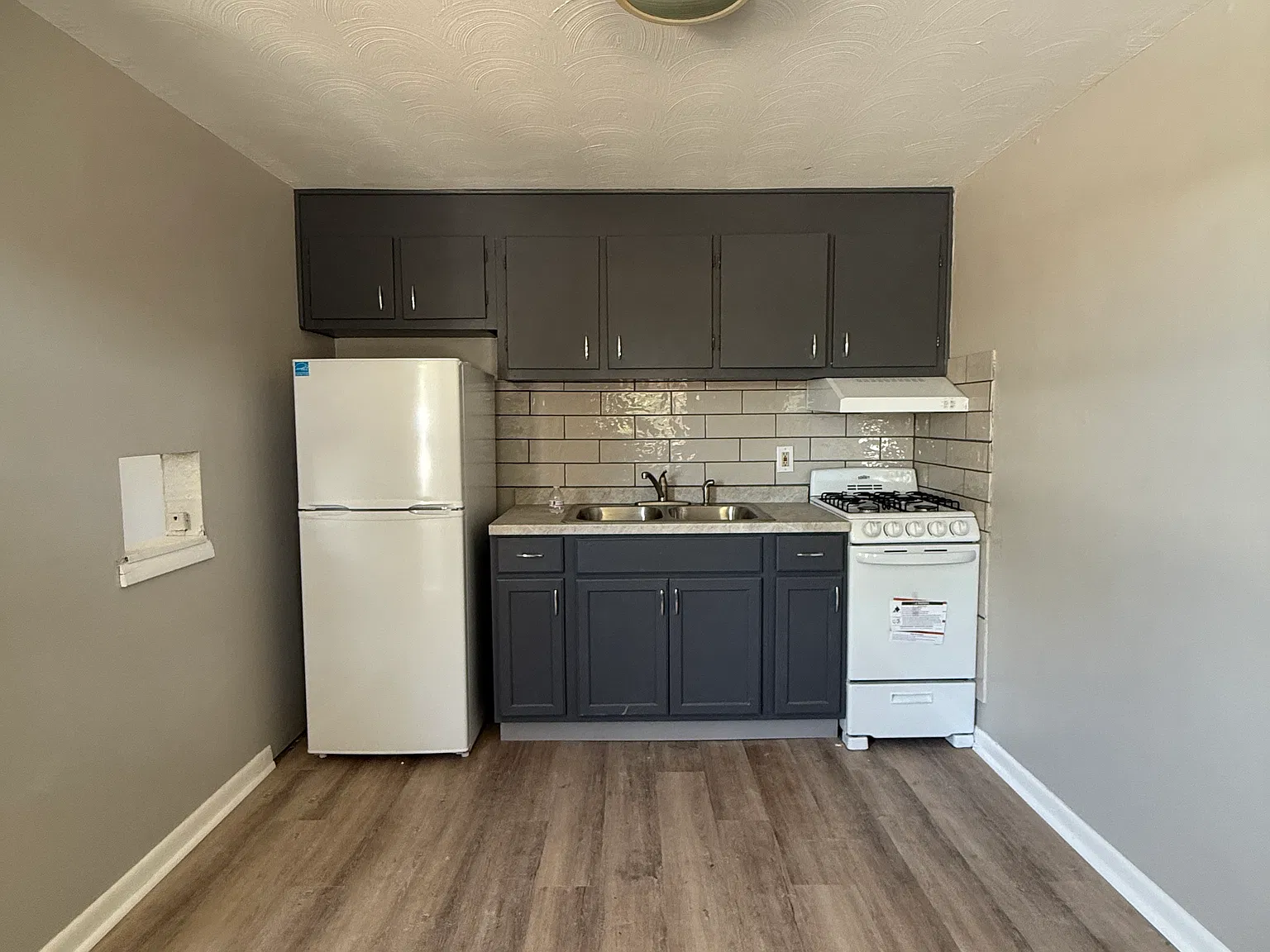 1 bed, $950 — Photo 3