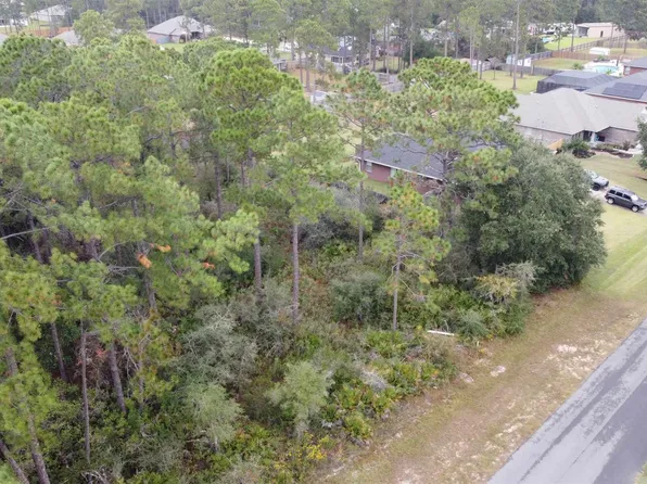 7110 Liberty St, Navarre, FL 32566