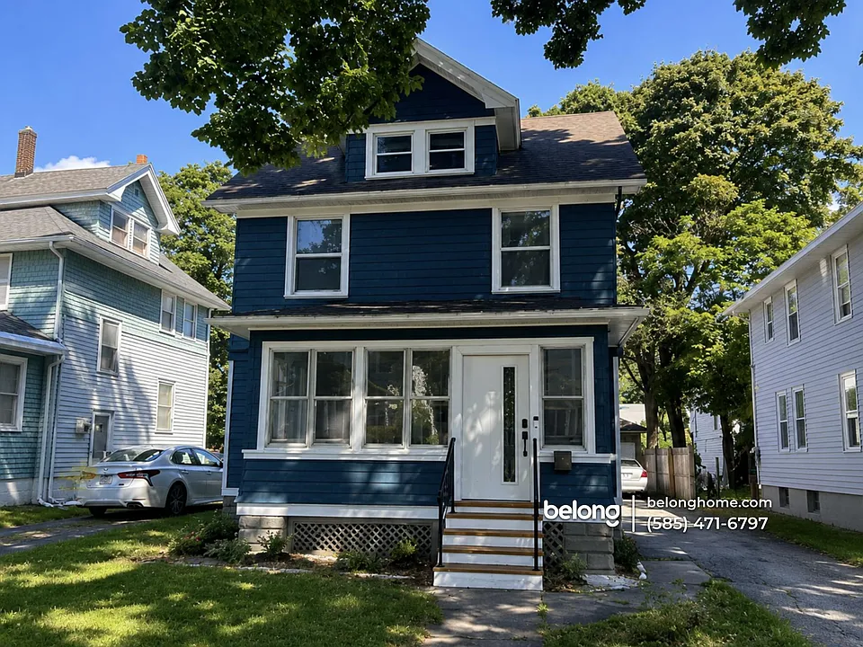 606 Post Ave