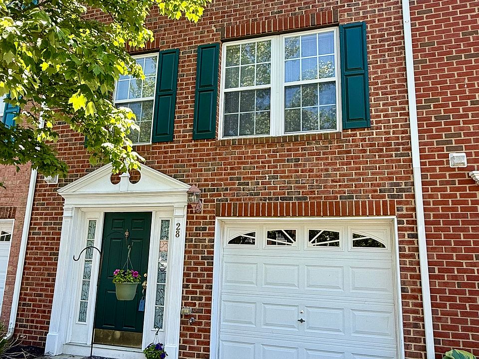 1st image of 28 Abby Rd