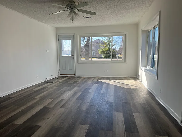 18341 Oak Park Ave #1 — Photo 7