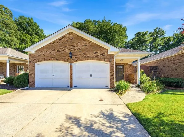 150 Countryside Ct, Woodstock, GA 30189