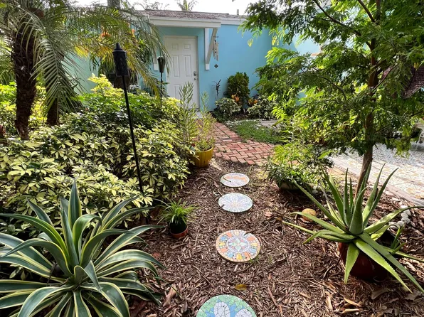 426 34th St, West Palm Beach, FL 33407