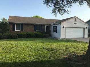 1200 McAdams Rd, Salina, KS 67401