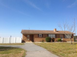 205 E Barnhill St, Everetts, NC 27825