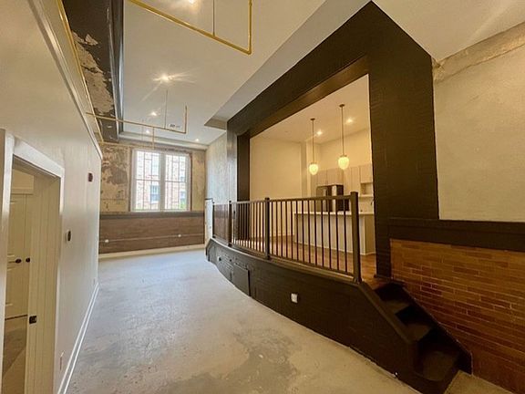 2nd image of 1810 Sils Ave #105