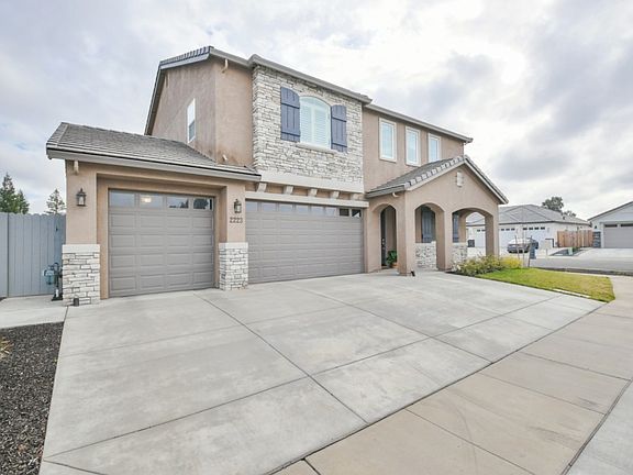 3rd image of 2223 Kristina Miller Dr