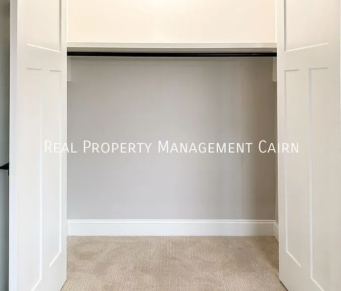 1009 Easton Ct — Photo 18