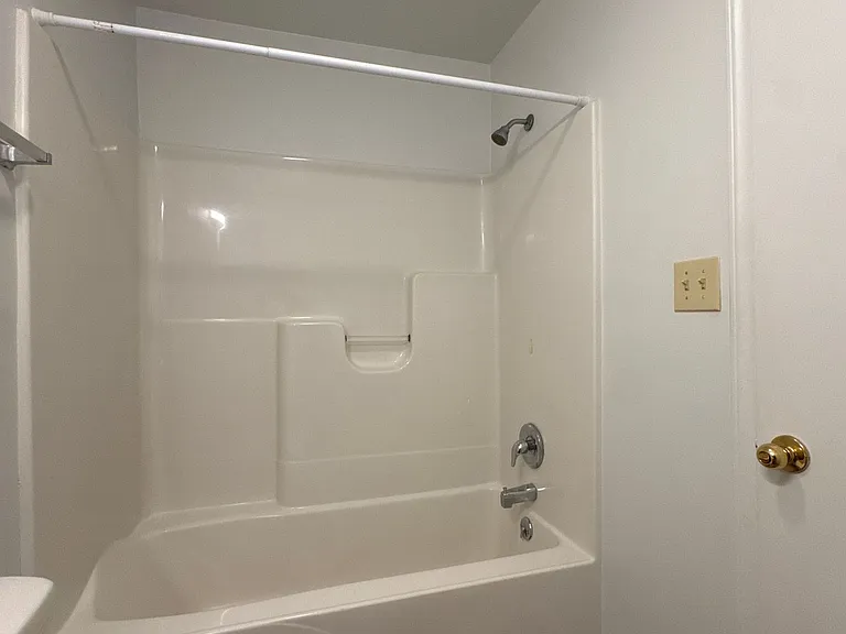 Stone Ridge Apartments- Convenient Location — Photo 8