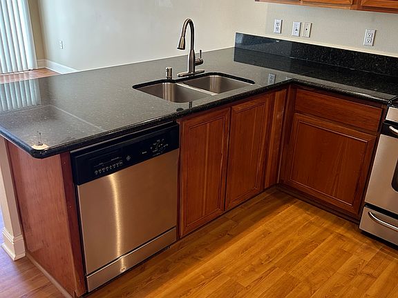 4th image of 4765 Shattuck Pl S Unit C101