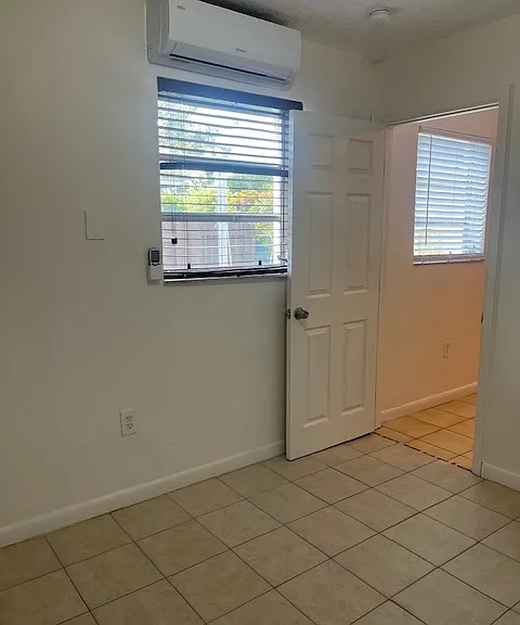 2975 SW 2nd St #2 — Photo 5