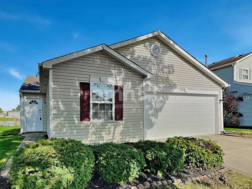 2225 Summer Breeze Way