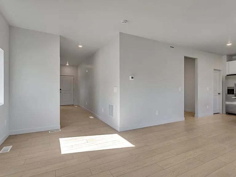 4912 W Willowbank Dr — Photo 12
