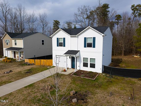 3rd image of 233 Melmark Dr