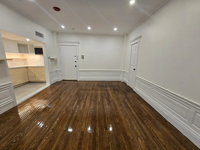 466 Commonwealth Ave #807 — Photo 29