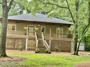 5760 Oakhart Rd, Wadmalaw Island, SC 29487