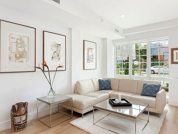 4th image of 821 Dekalb Ave #1